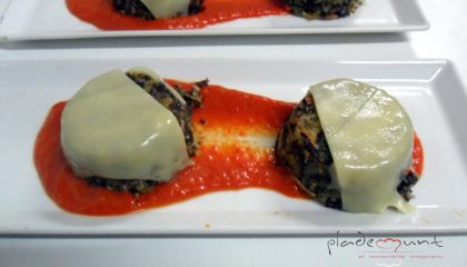 falso bizcocho de morcilla, patata y queso